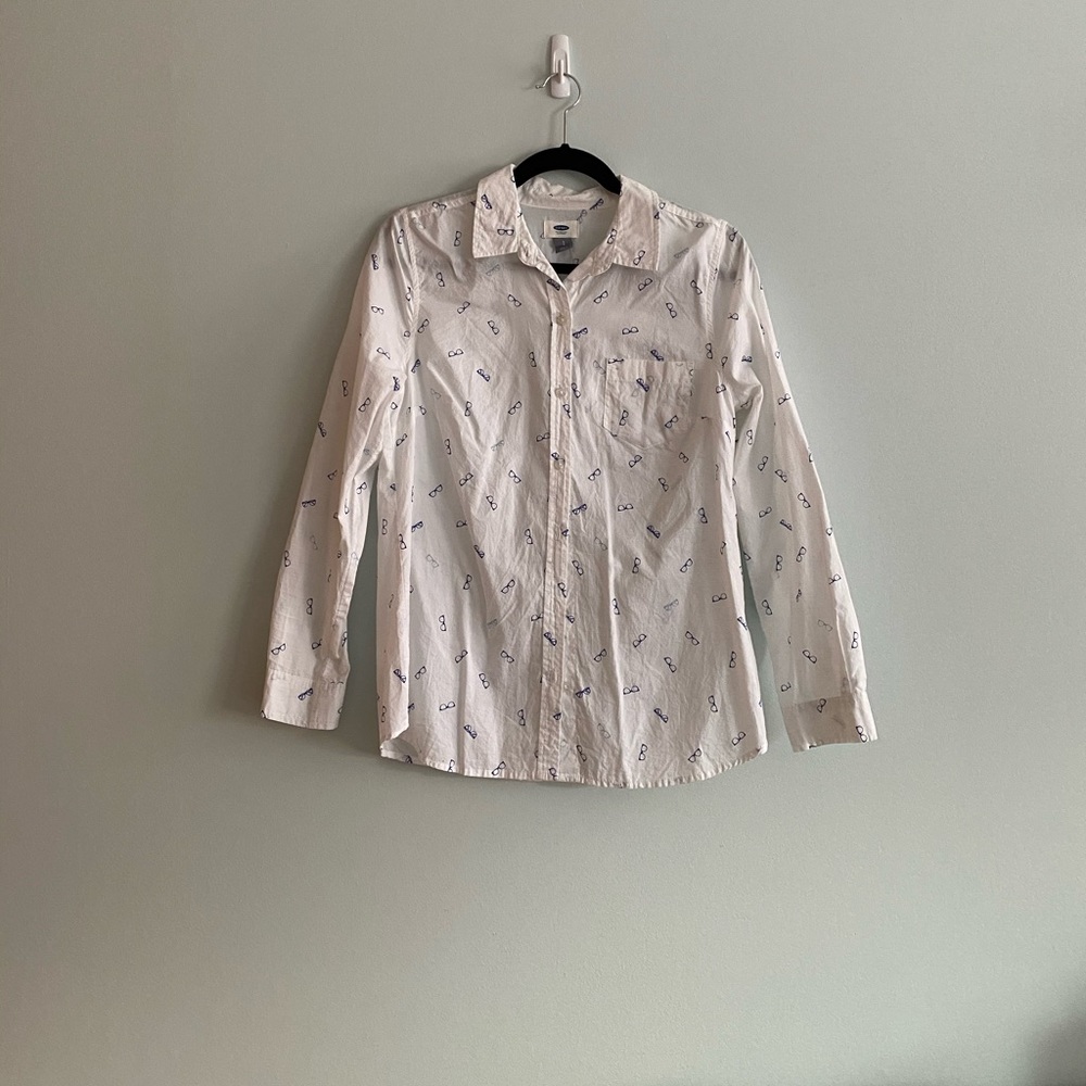 🌱3/$25🌱Old Navy White Patterned Dress Shirt